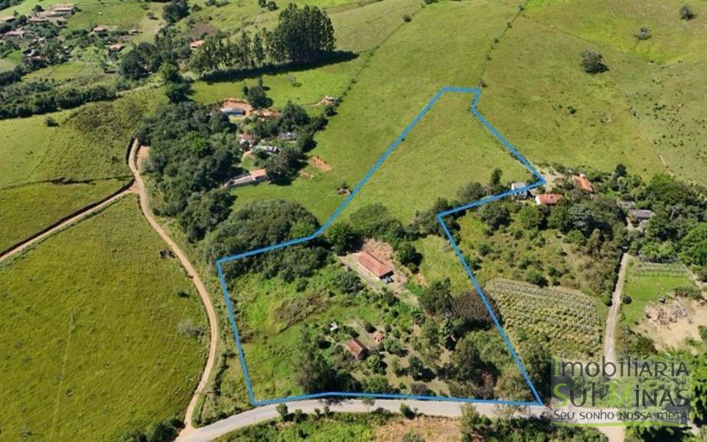 SÍTIO COMPLETO À VENDA – 25.158 m² cod2442 (61)