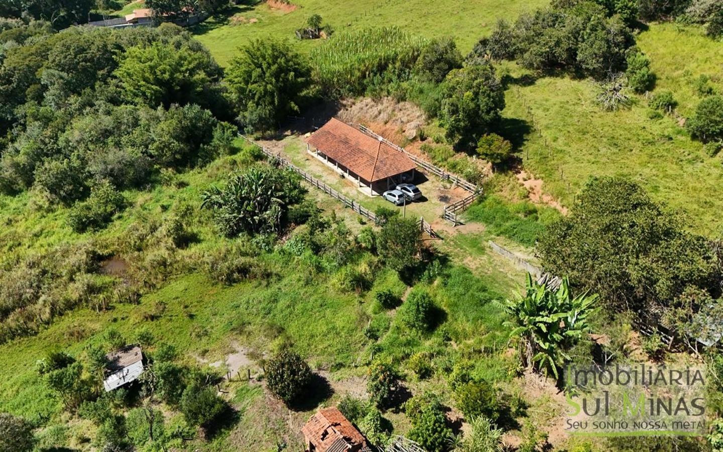 SÍTIO COMPLETO À VENDA – 25.158 m² cod2442 (62)