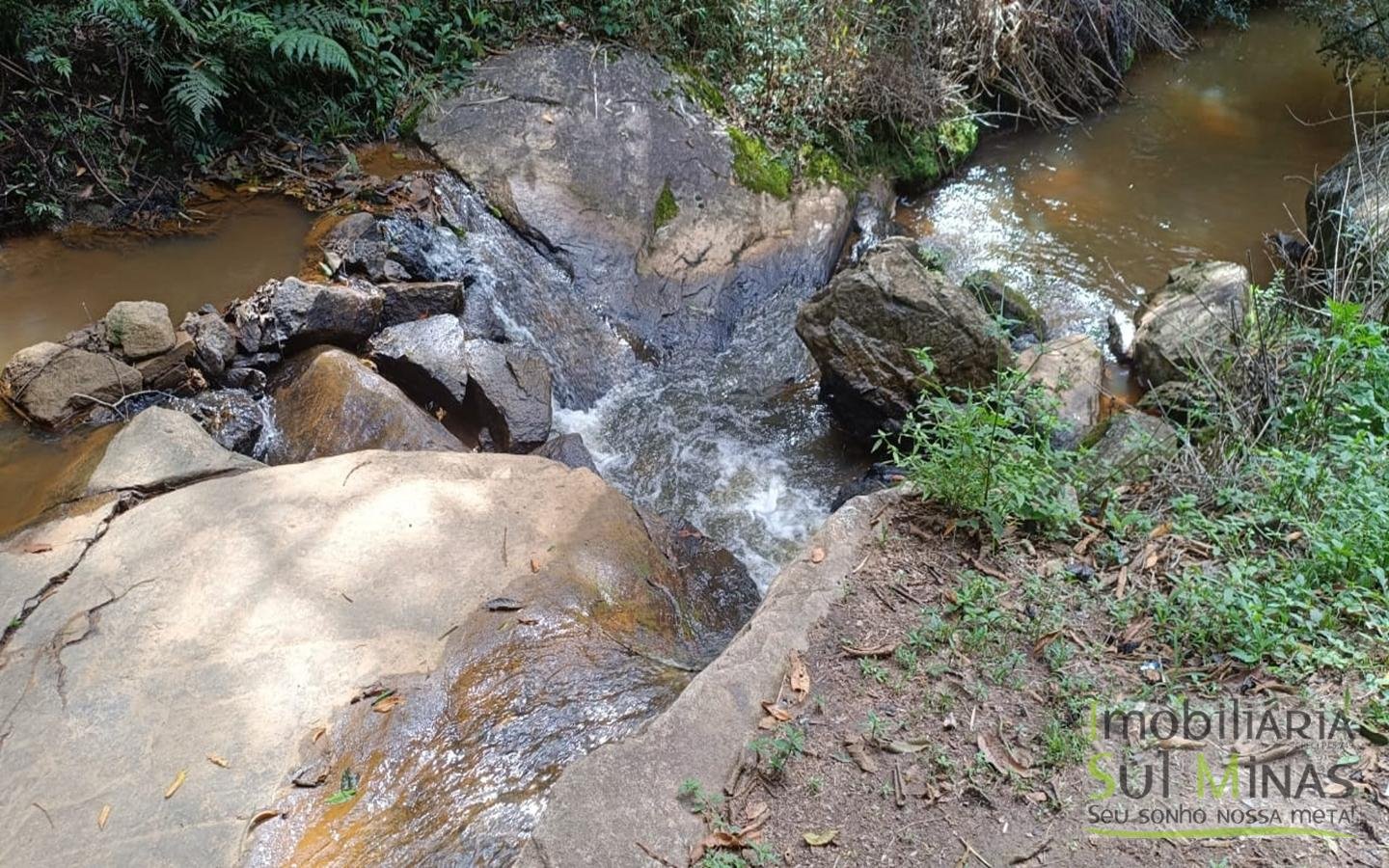 Sítio Completo Porteira Fechada em ItapevaMG cod2441 (78)