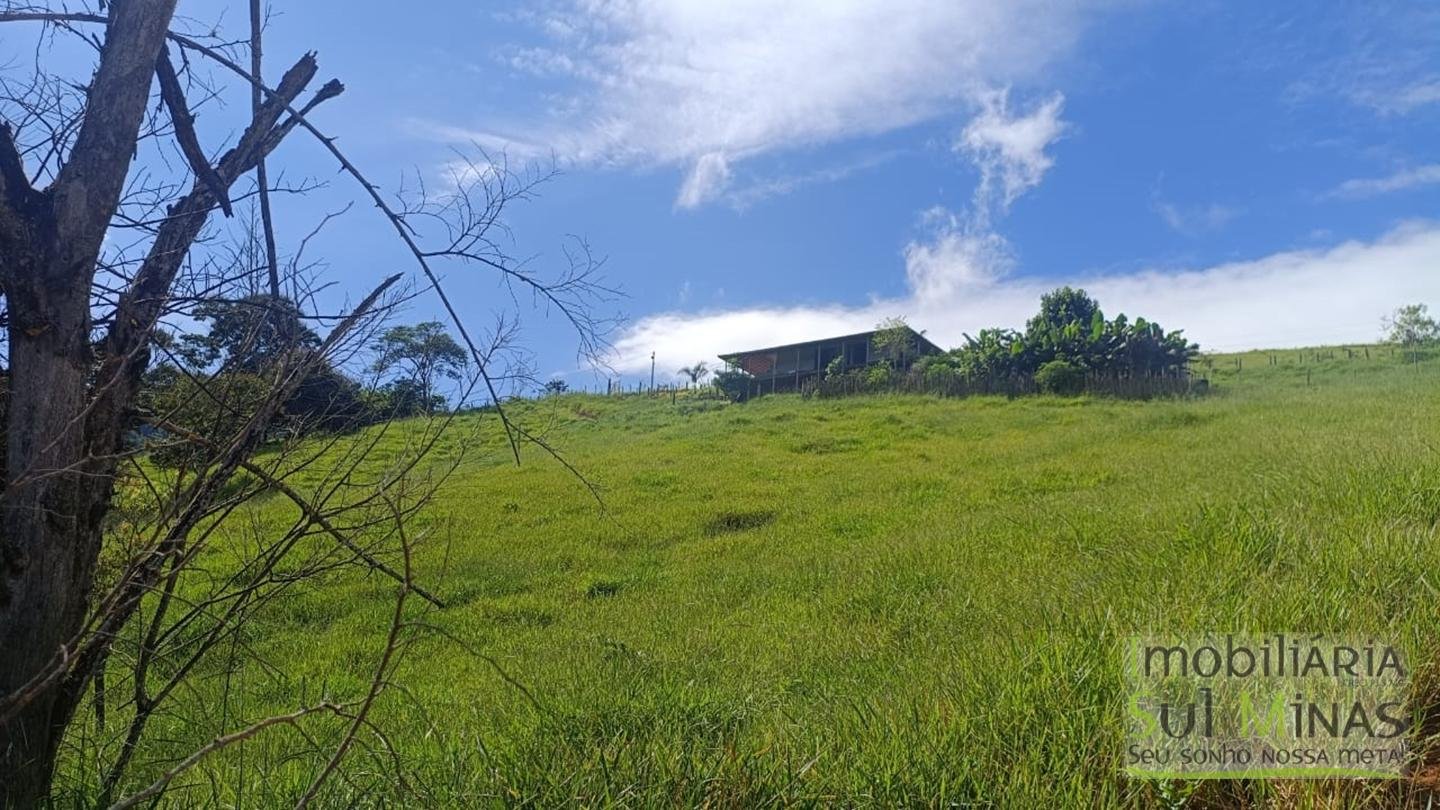 Sítio de 3 Alqueires a 7km da cidade a Venda em Cambuí MG cod 2437 (17)