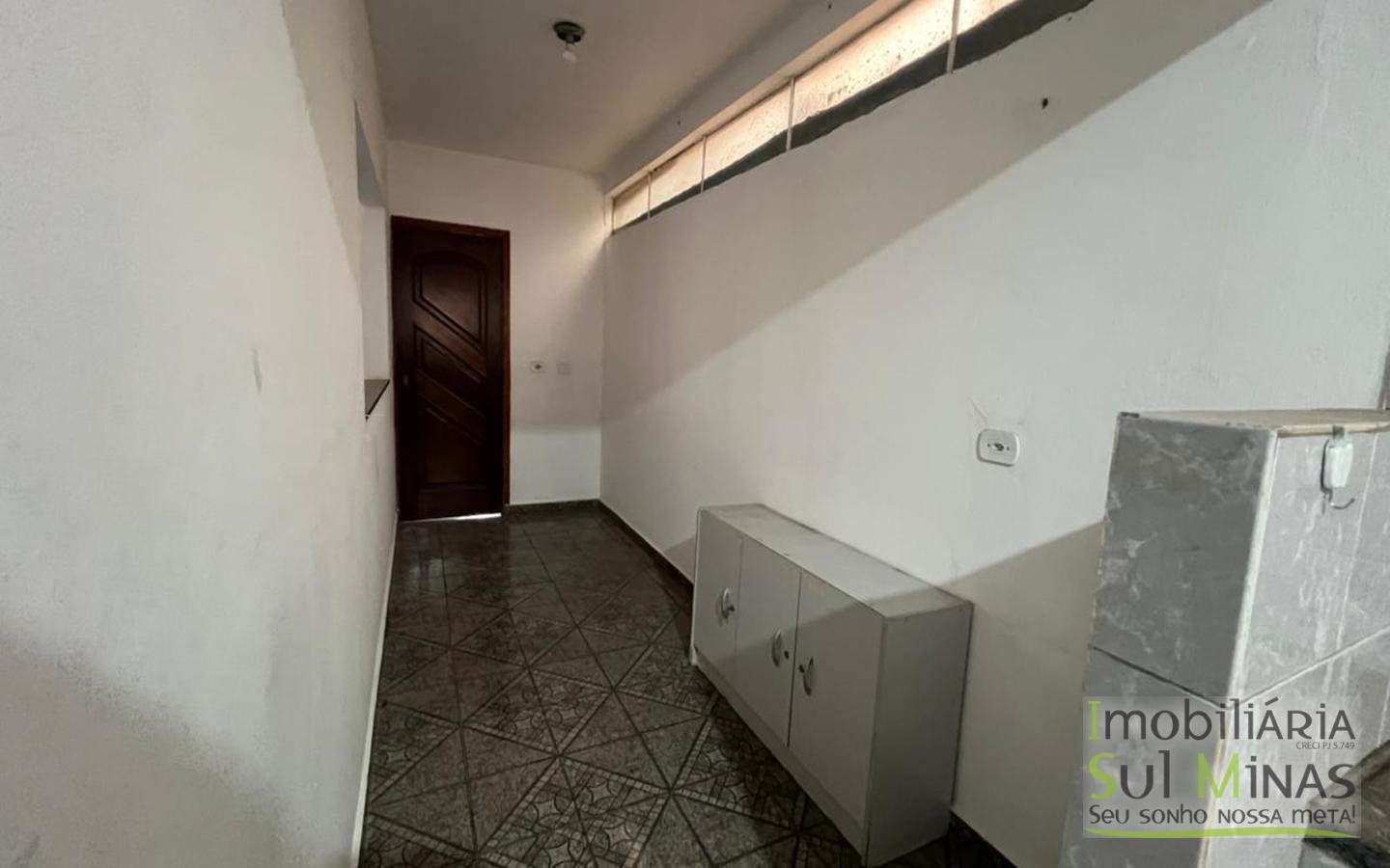 Apartamento Amplo e Com Quintal Para Locação em Cambuí MG cod2466 (10)