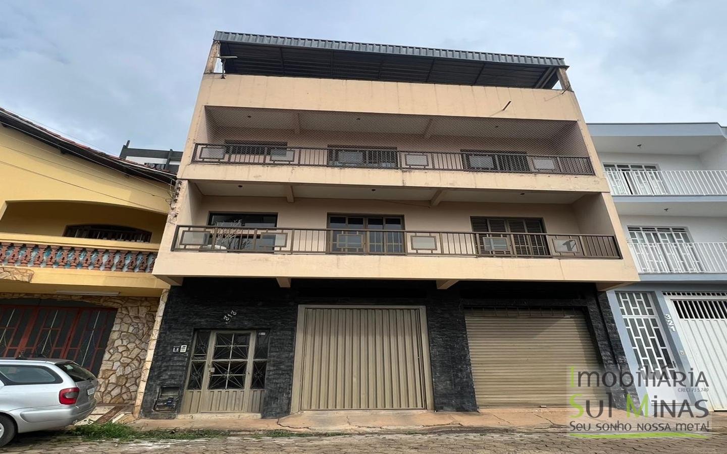 Apartamento Amplo e Com Quintal Para Locação em Cambuí MG cod2466 (19) Apartamento Amplo e Com Quintal Para Locação em Cambuí MG cod2466 (19)