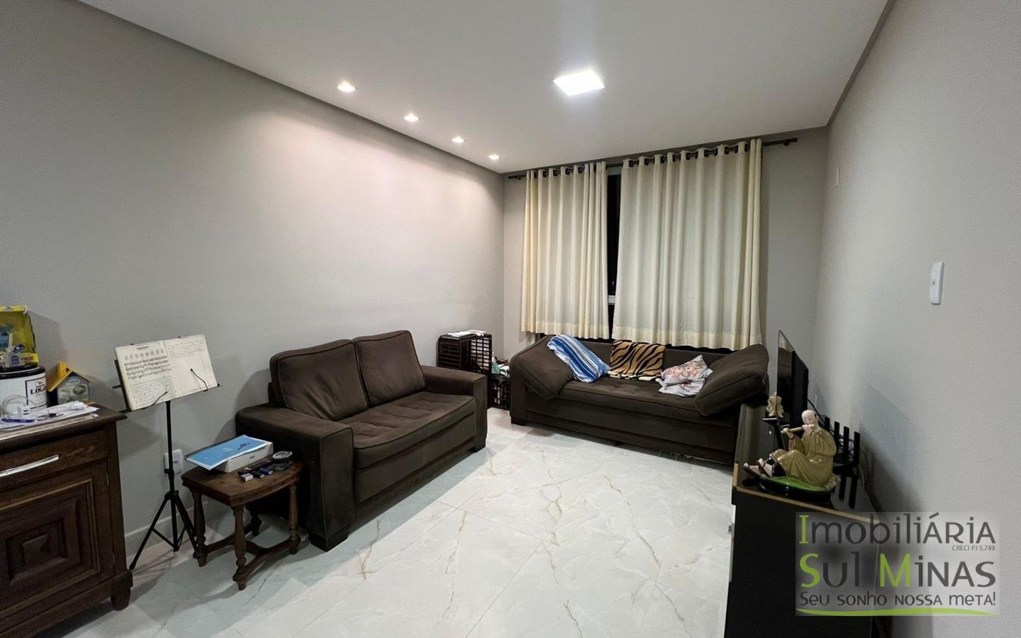 Apartamento Novo Localizado no Centro À Venda em Cambuí MG cod2460 (4)