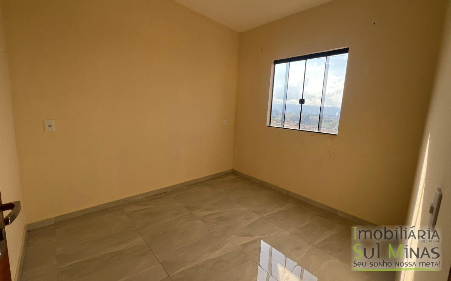 Apartamento Para Locação com Vista privilegiada em Cambuí MG cod2455 (2)