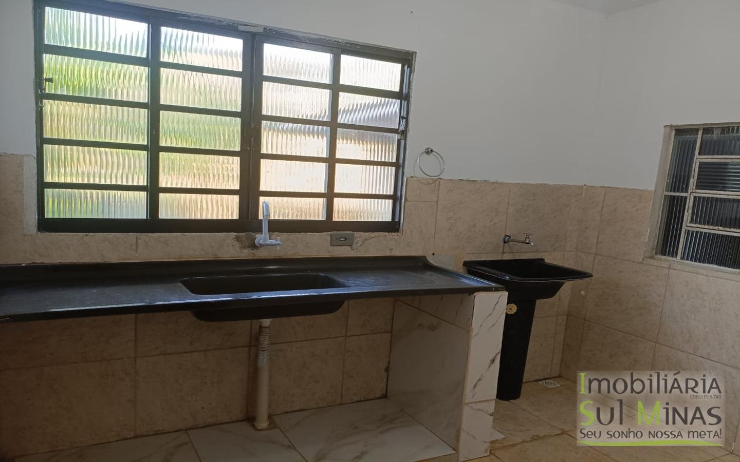 Casa Com 2 Dormitórios Para Locação em Cambuí MG cod2473 (4)