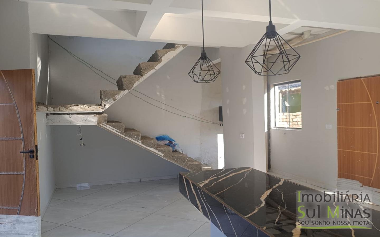 Casa Com 2 Quartos e Amplo Terreno À Venda em Cambuí MG cod2472 (10)