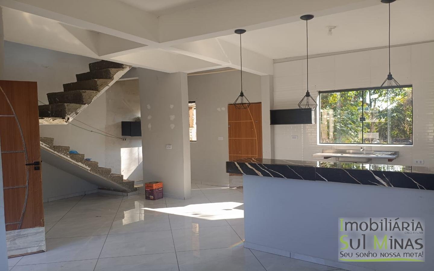 Casa Com 2 Quartos e Amplo Terreno À Venda em Cambuí MG cod2472 (4)