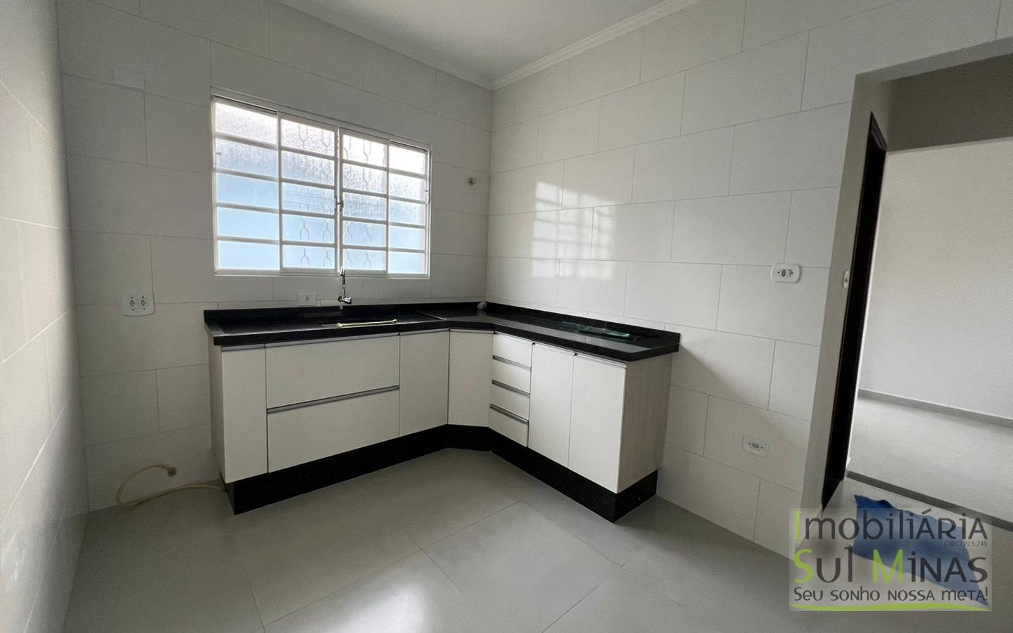 Casa de 2 dormitórios em Ótimo Bairro Á Venda em Cambuí MG cod2469 (1)