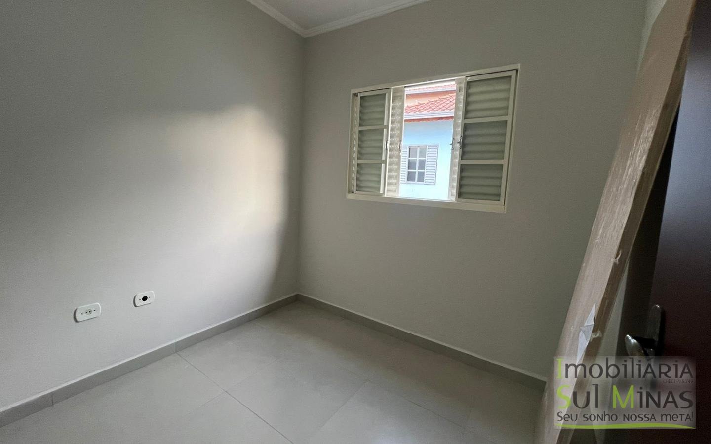 Casa de 2 dormitórios em Ótimo Bairro Á Venda em Cambuí MG cod2469 (2)