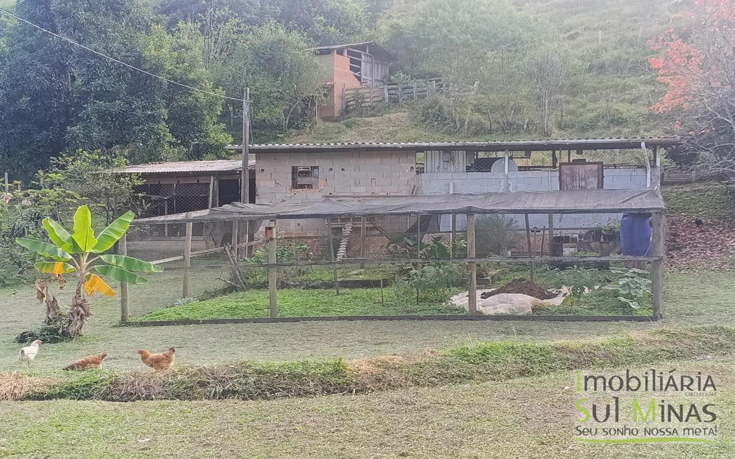 Chácara Completa à Venda em CambuíMG cod2471 (15)