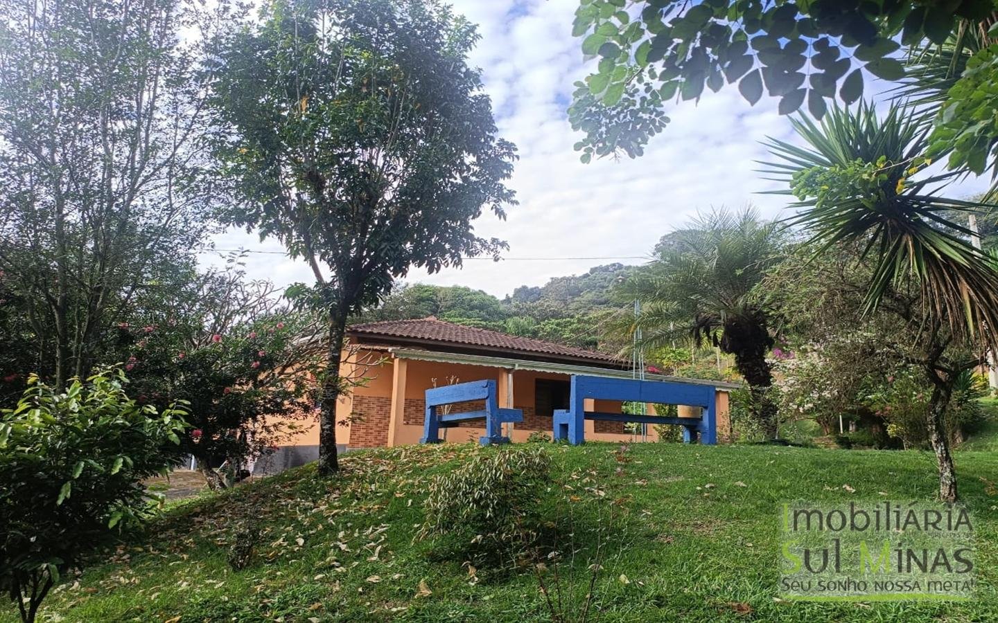 Chácara Completa à Venda em CambuíMG cod2471 (20)