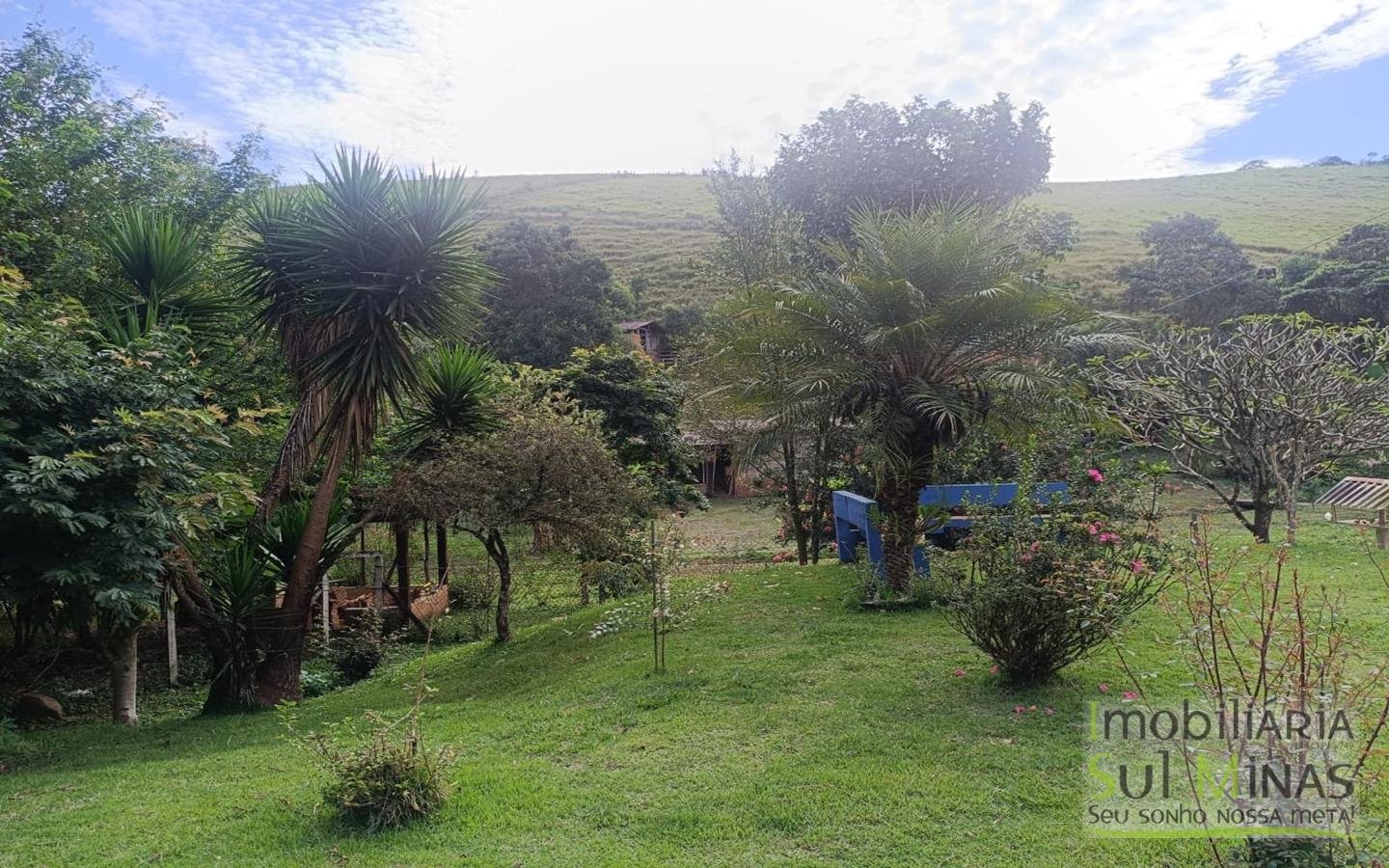 Chácara Completa à Venda em CambuíMG cod2471 (35)
