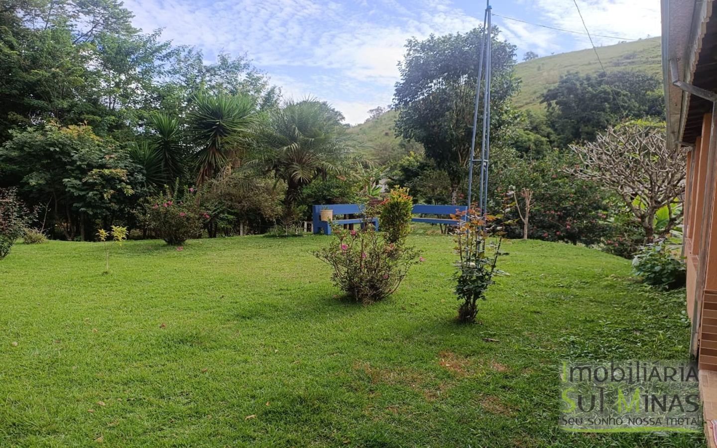 Chácara Completa à Venda em CambuíMG cod2471 (38)