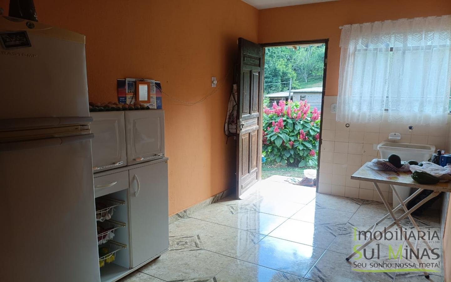 Chácara Completa à Venda em CambuíMG cod2471 (8)