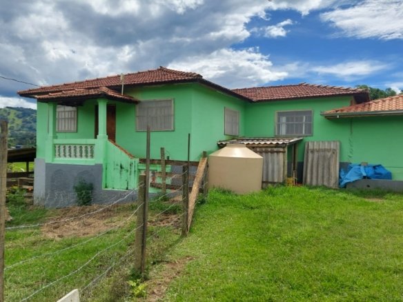 Chácara a Venda em Cambuí MG com 1.750 m² Cód. 1621 (1)