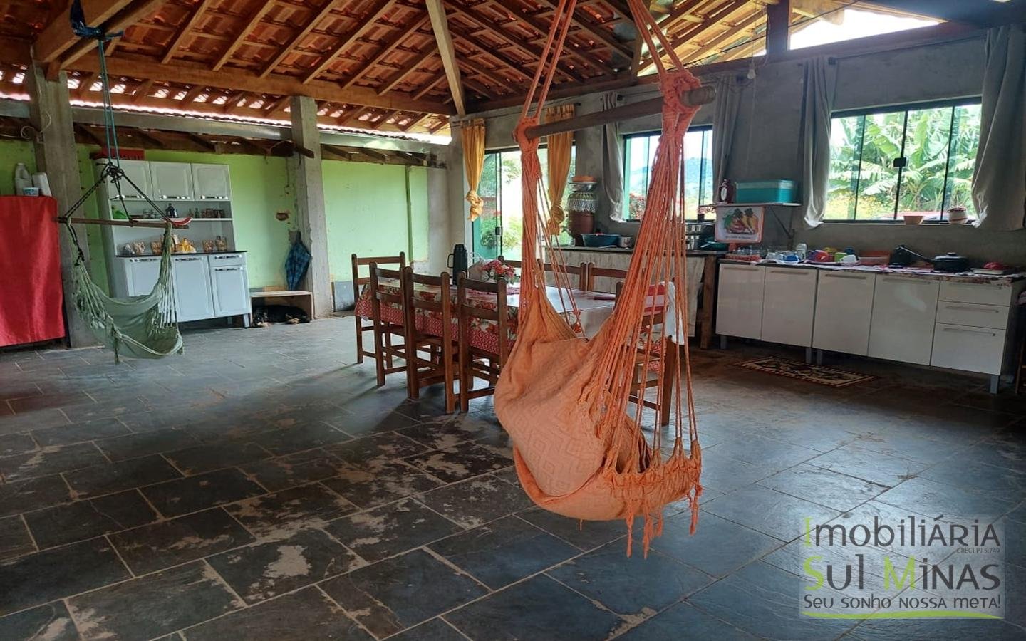 Chácara a Venda em Cambuí MG com 1.750 m² Cód. 1621 (19)