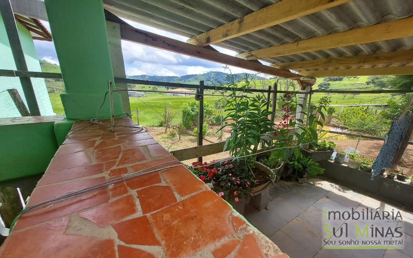 Chácara a Venda em Cambuí MG com 1.750 m² Cód. 1621 (23)