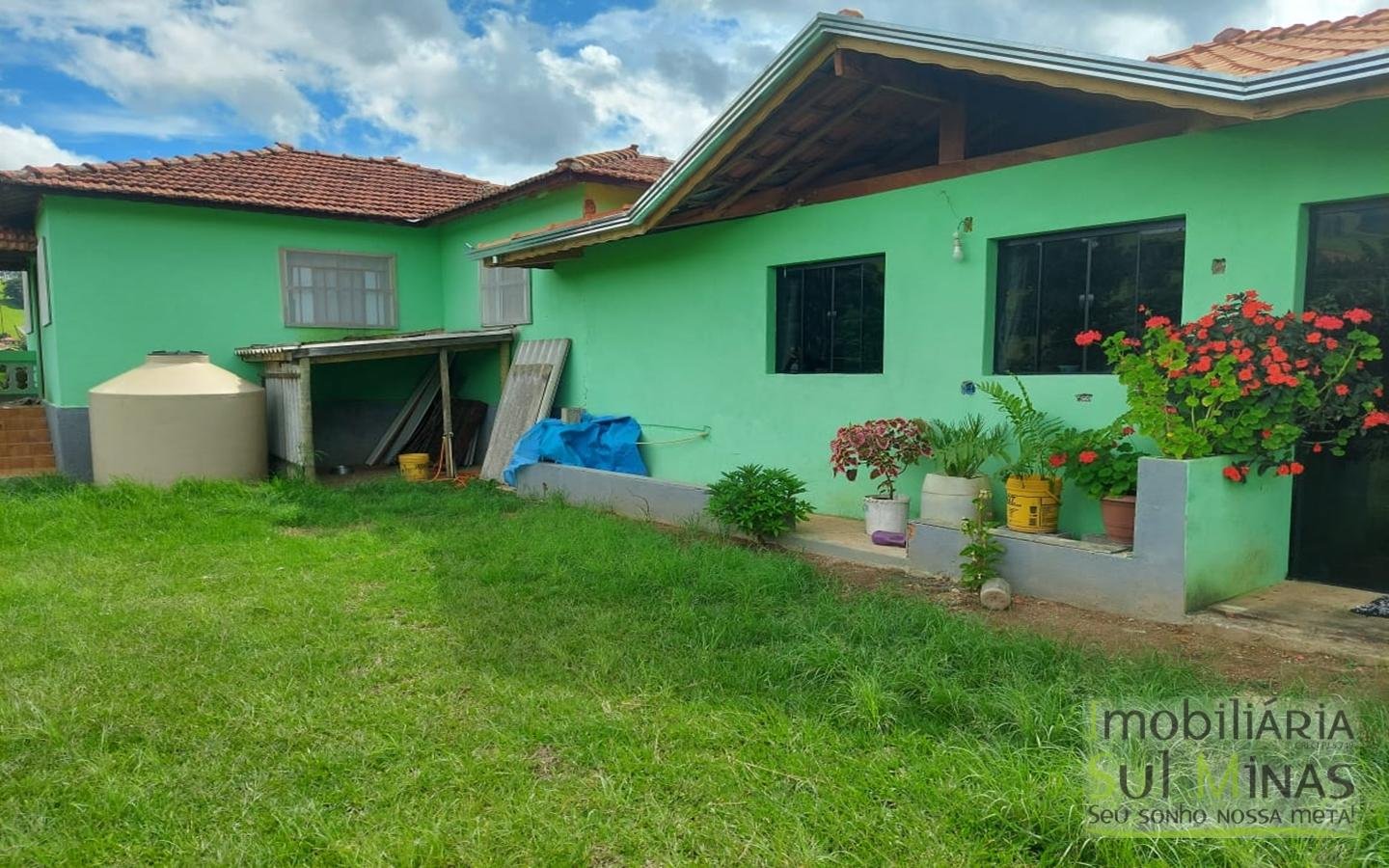 Chácara a Venda em Cambuí MG com 1.750 m² Cód. 1621 (33)