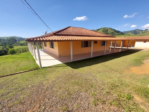 Chácara com 1100m² Documentada a Venda em Cambuí MG Cód. 1687 (9)