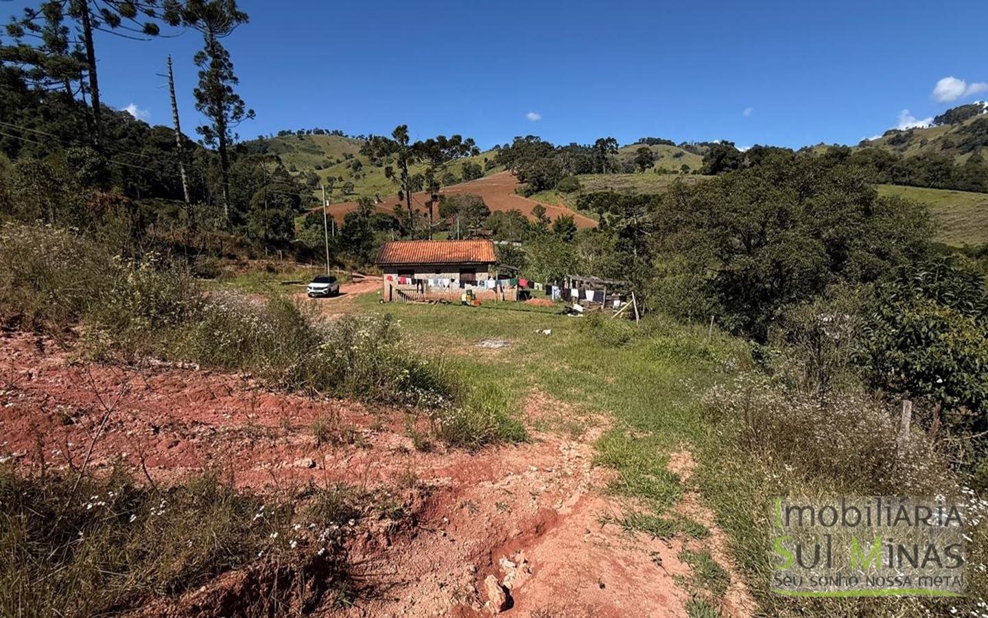 Chácara com 20.000 m², nascentes e vista para as montanhas – Paraisópolis cod2454 (7)