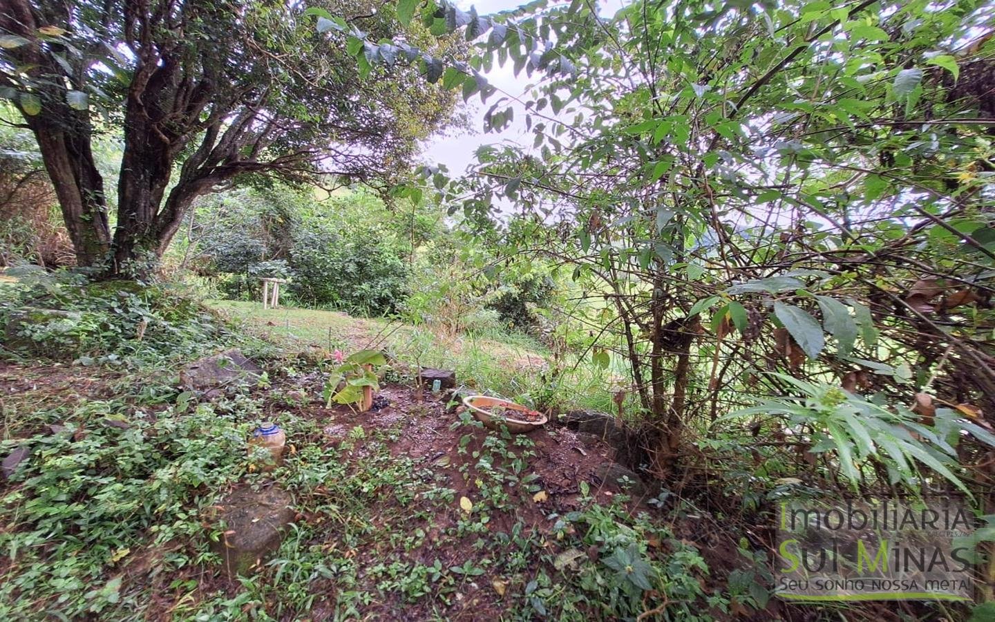 Chácara de 1.000 m² a 6,5km da Fernao Dias a venda no Sul de Minas Cod. 1942 (1)