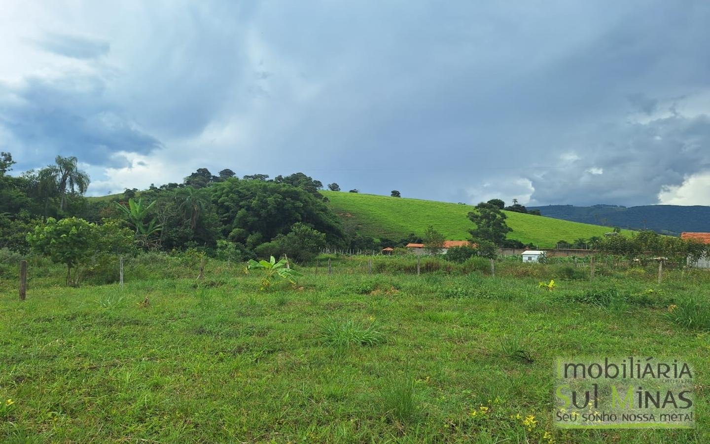 Chácara de 3.600m² a 18km de Pouso Alegre MG à Venda Cod. 1910 (18)