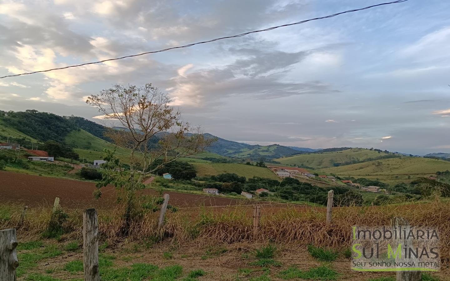 Chácara de Condomínio Com 4.990 m² À Venda em Itapeva MG cod2450 (54)