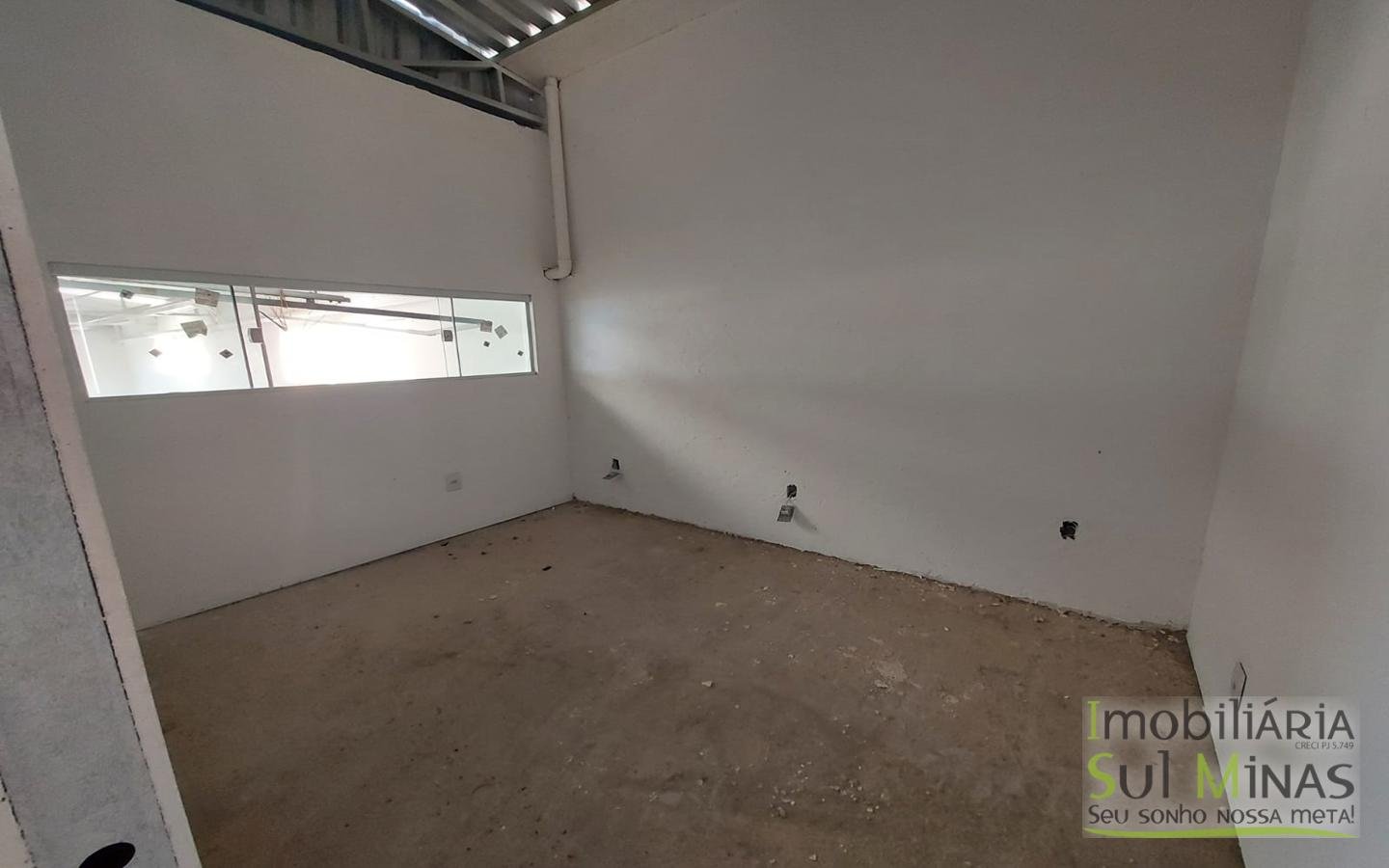 Galpão para Locação com 400 m² a 1km da Fernao Dias Cód. 1757 (3)
