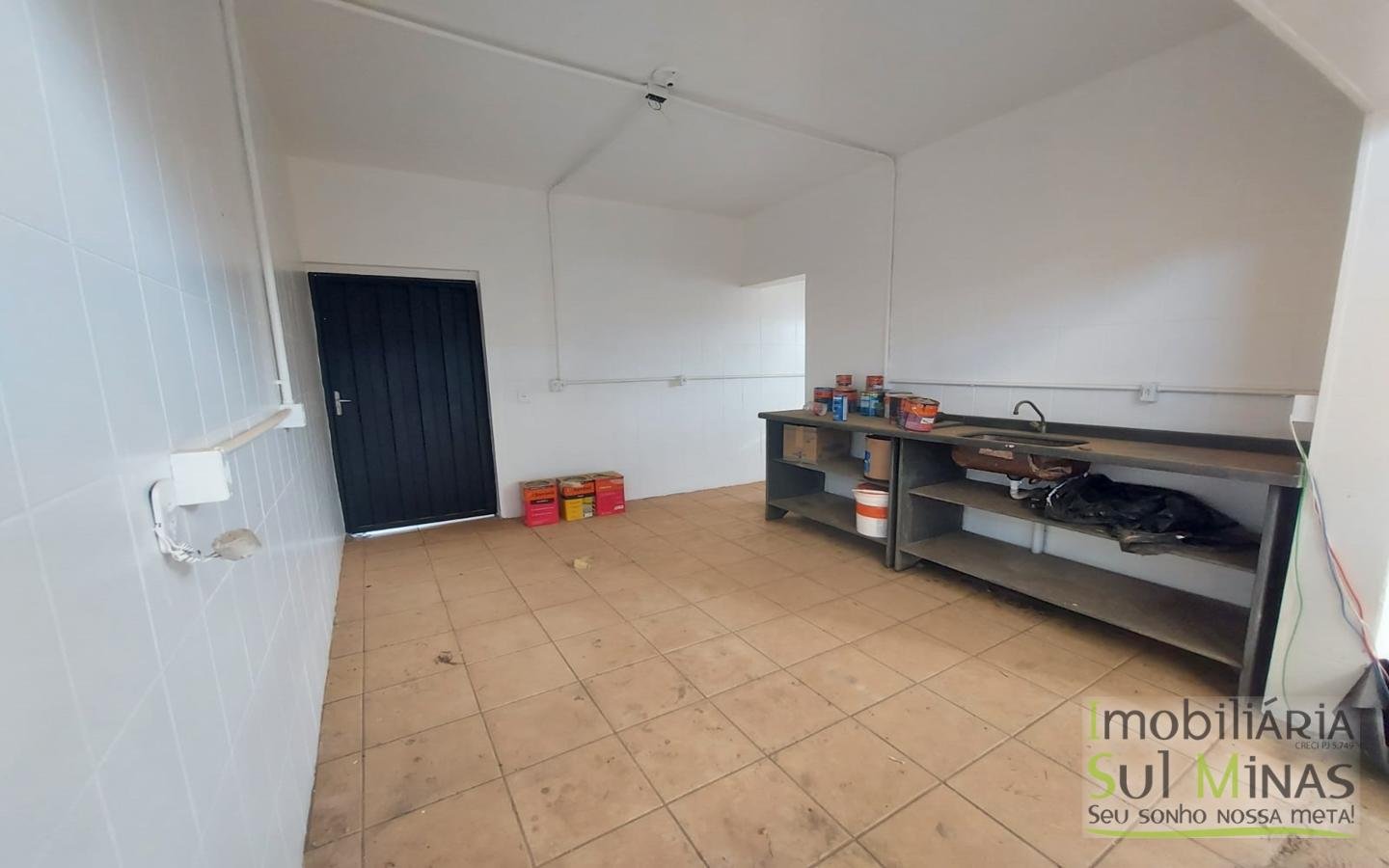 Galpão para Locação com 400 m² a 1km da Fernao Dias Cód. 1757 (7)