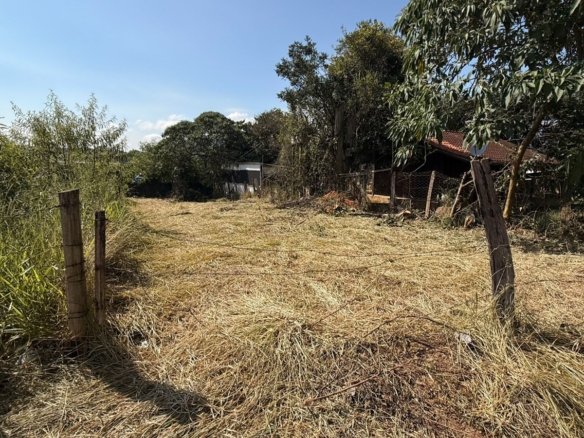 Lote Plano 273m2– Bairro Alto em CambuíMG (2)