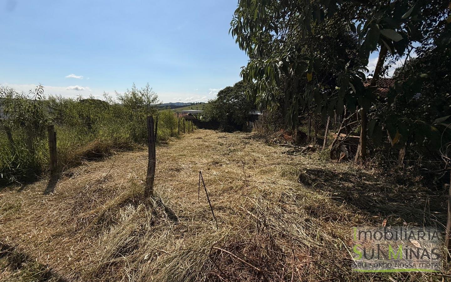 Lote Plano 273m2– Bairro Alto em CambuíMG (4)