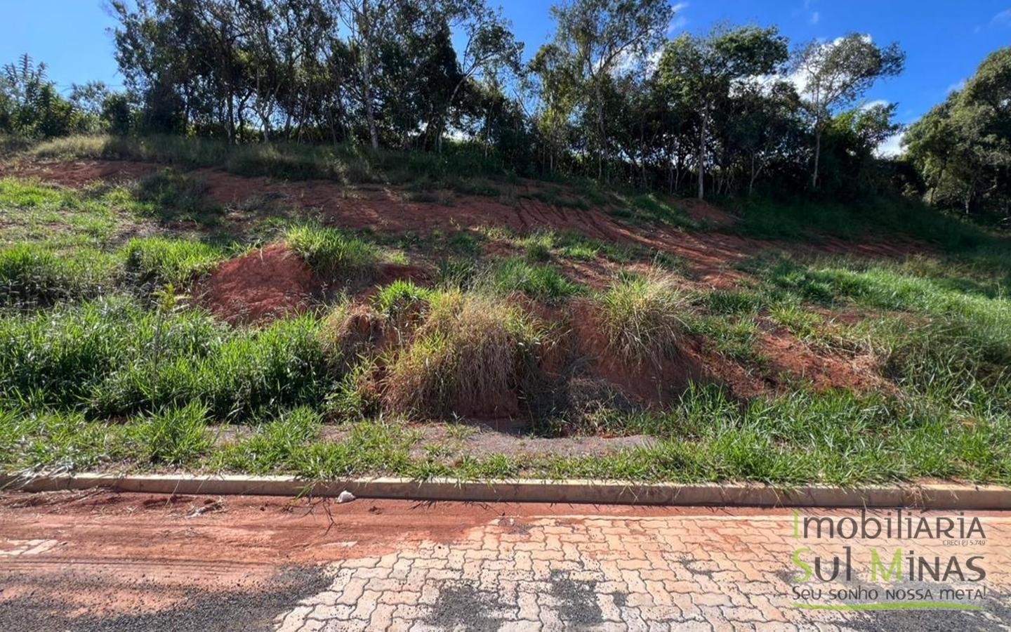 Lote de 272,66m ² à venda no loteamento Ouro Ville em Cambui (4)