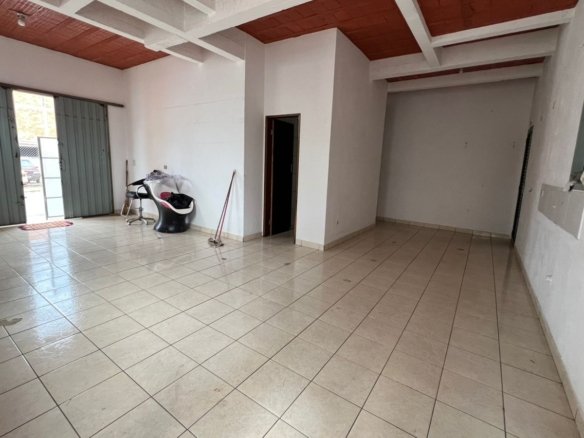 Ponto Comercial Para Locação no Córrego do Bom Jesus MG cod2467 (1)