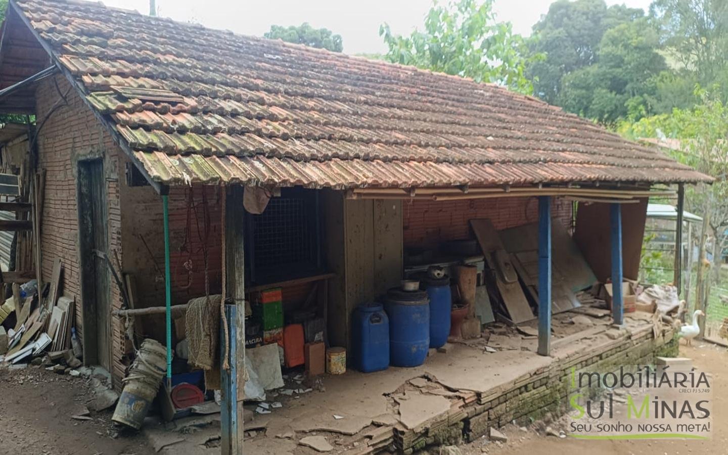 Sítio à Venda em Córrego do Bom Jesus MG Com Cachoeira na Divisa (55)