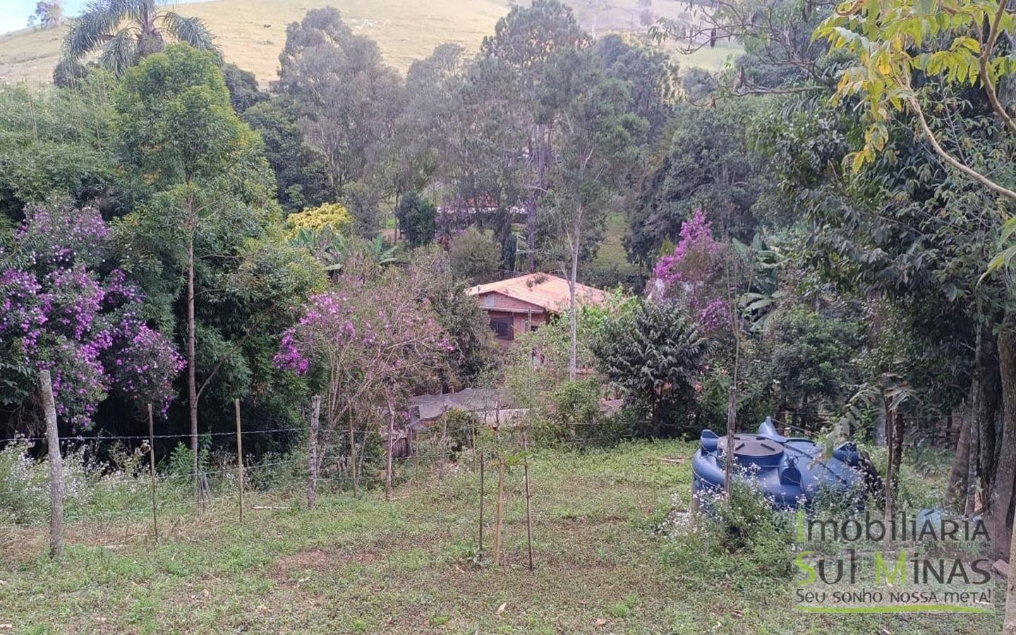 Sítio à Venda em Córrego do Bom Jesus MG Com Cachoeira na Divisa (6)
