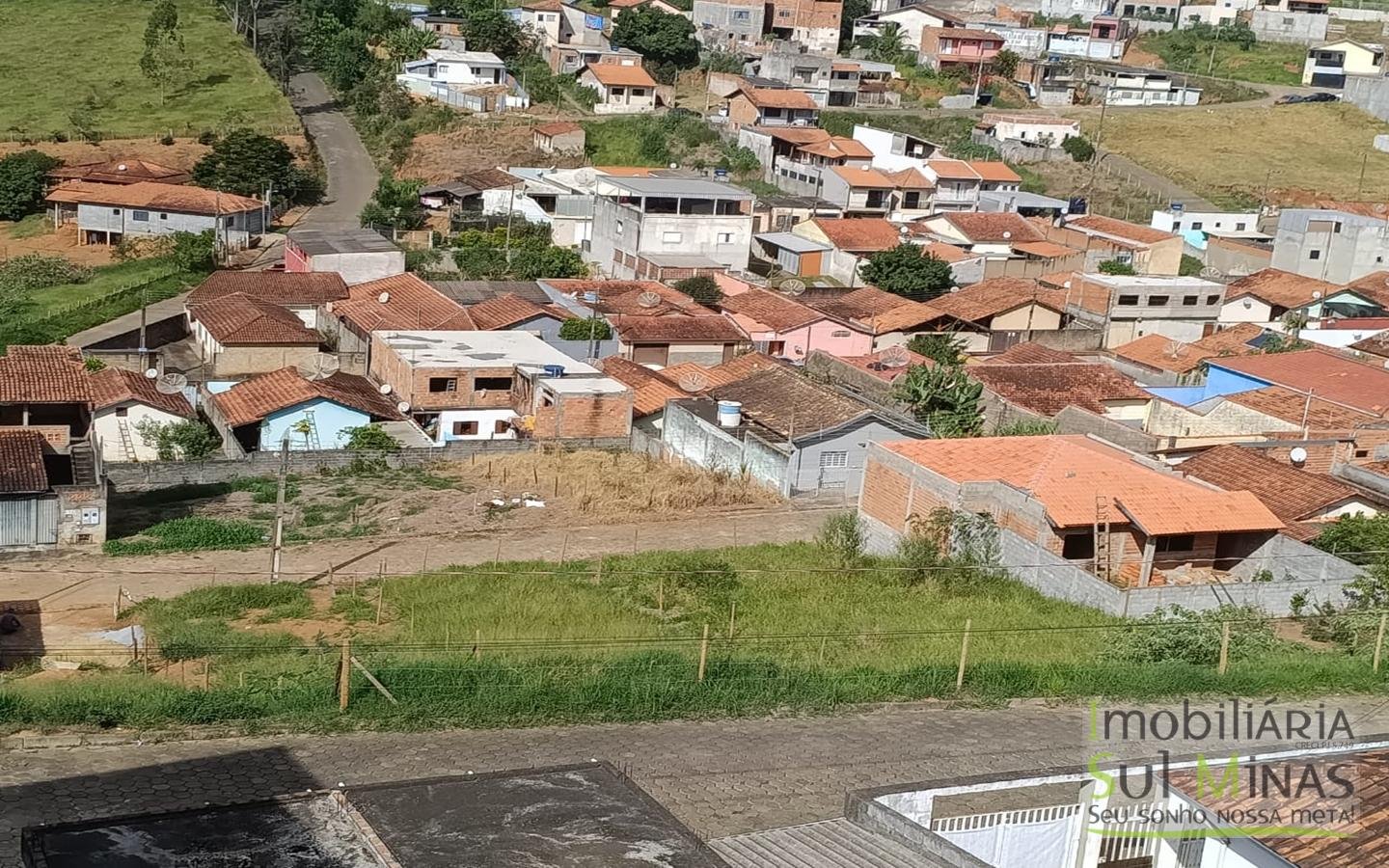 Terreno Urbano à Venda em CambuíMG cod2458 (2)