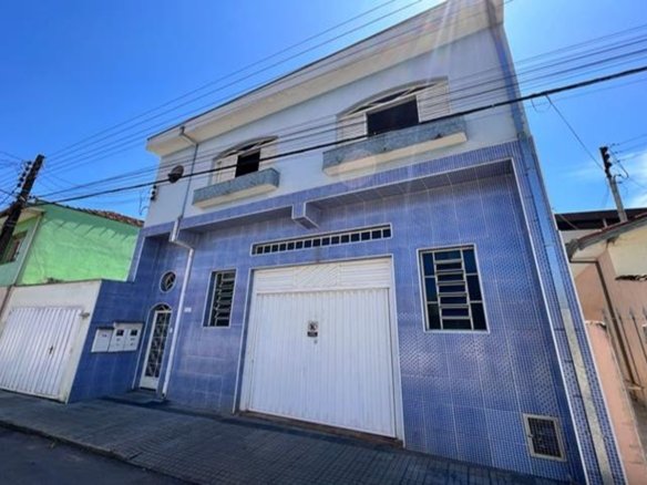 4 casas e um ponto comercial a venda e Cambuí MG Cód. 1658 (1)