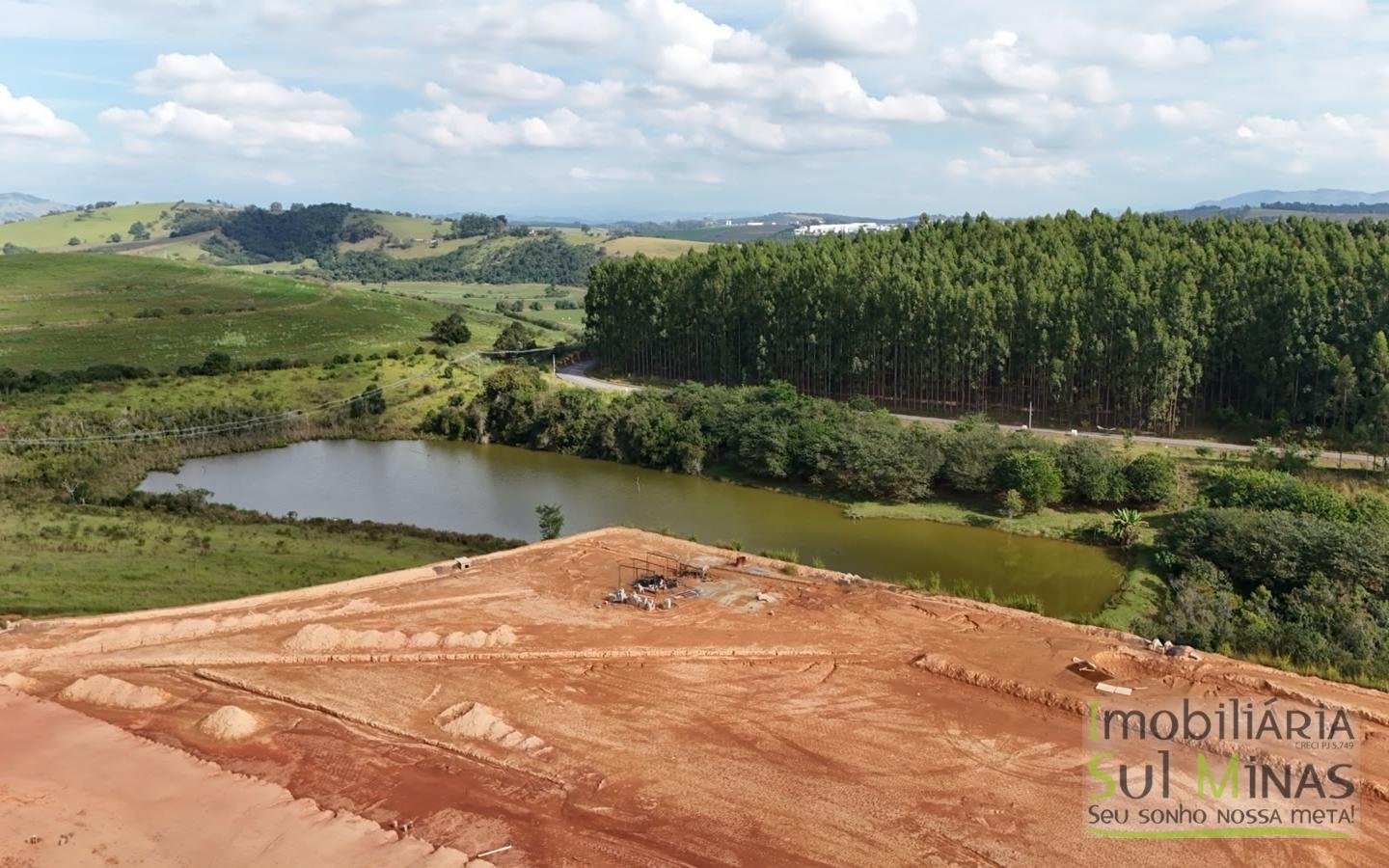 ÁREA INDUSTRIAL DE 46.566 m² À VENDA EM POUSO ALEGRE cod2483 (1)