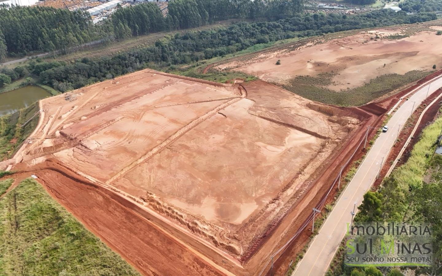 ÁREA INDUSTRIAL DE 46.566 m² À VENDA EM POUSO ALEGRE cod2483 (4)