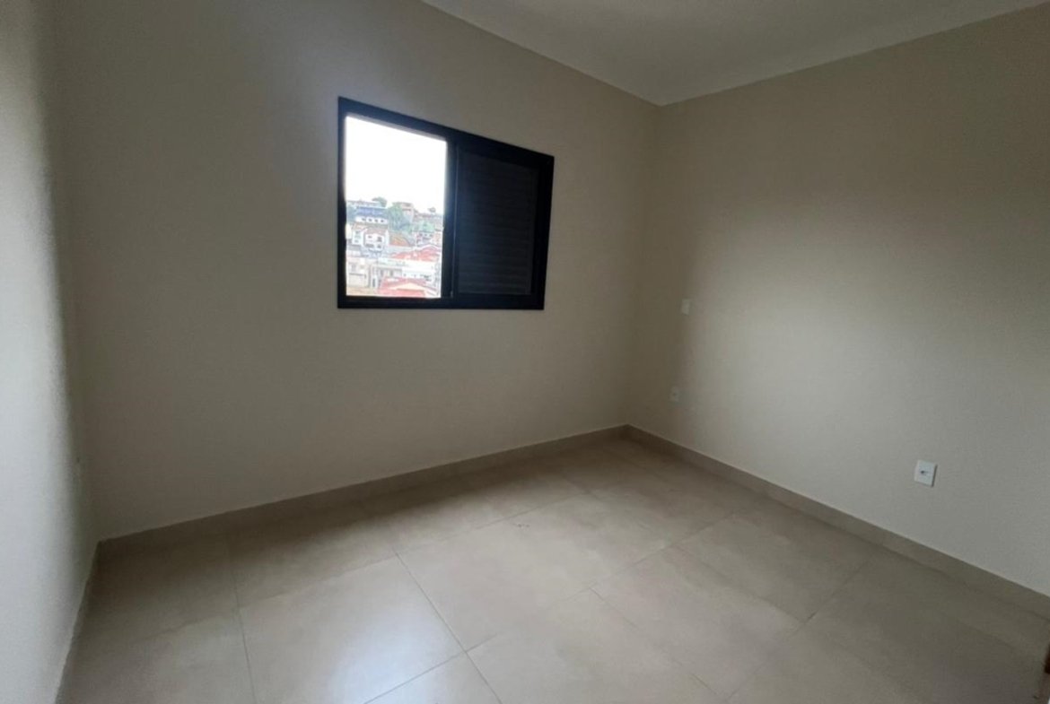 Apartamento Espaçoso à Venda em CambuíMG – 75m² cod2493 (2)