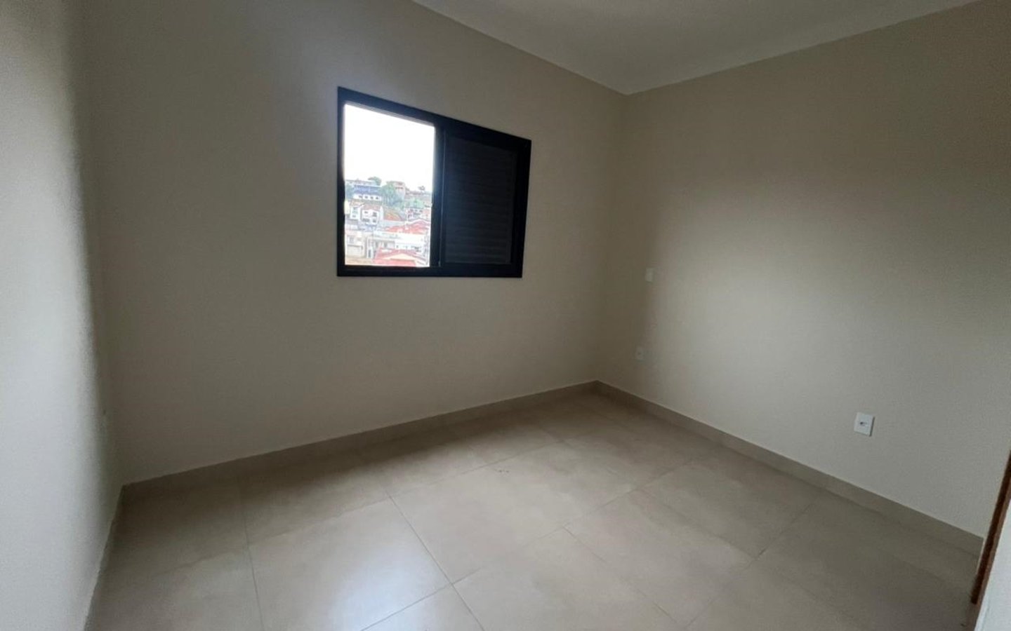 Apartamento Espaçoso à Venda em CambuíMG – 75m² cod2493 (2) Apartamento Espaçoso à Venda em CambuíMG – 75m² cod2493 (2)