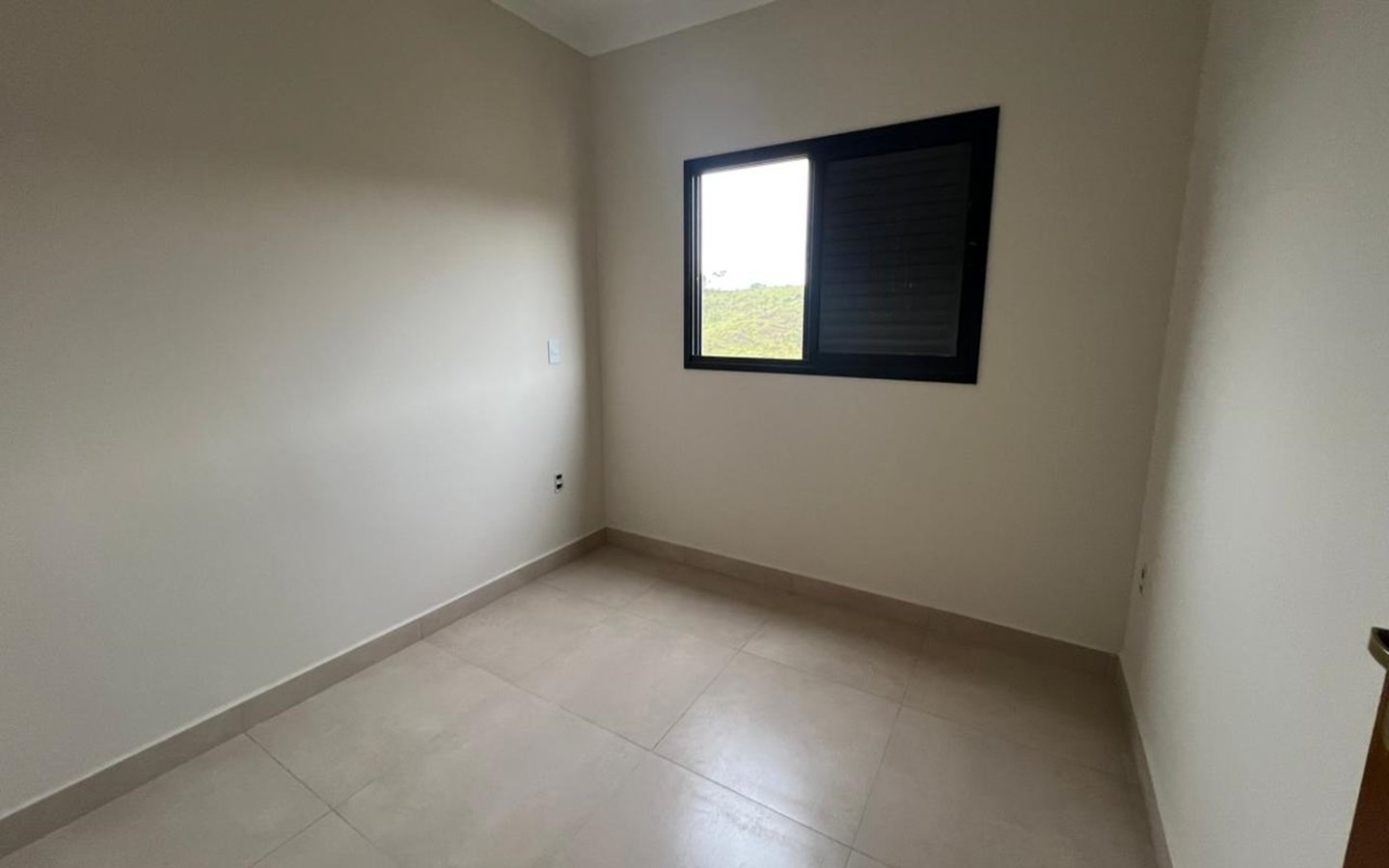 Apartamento Espaçoso à Venda em CambuíMG – 75m² cod2493 (4) Apartamento Espaçoso à Venda em CambuíMG – 75m² cod2493 (4)