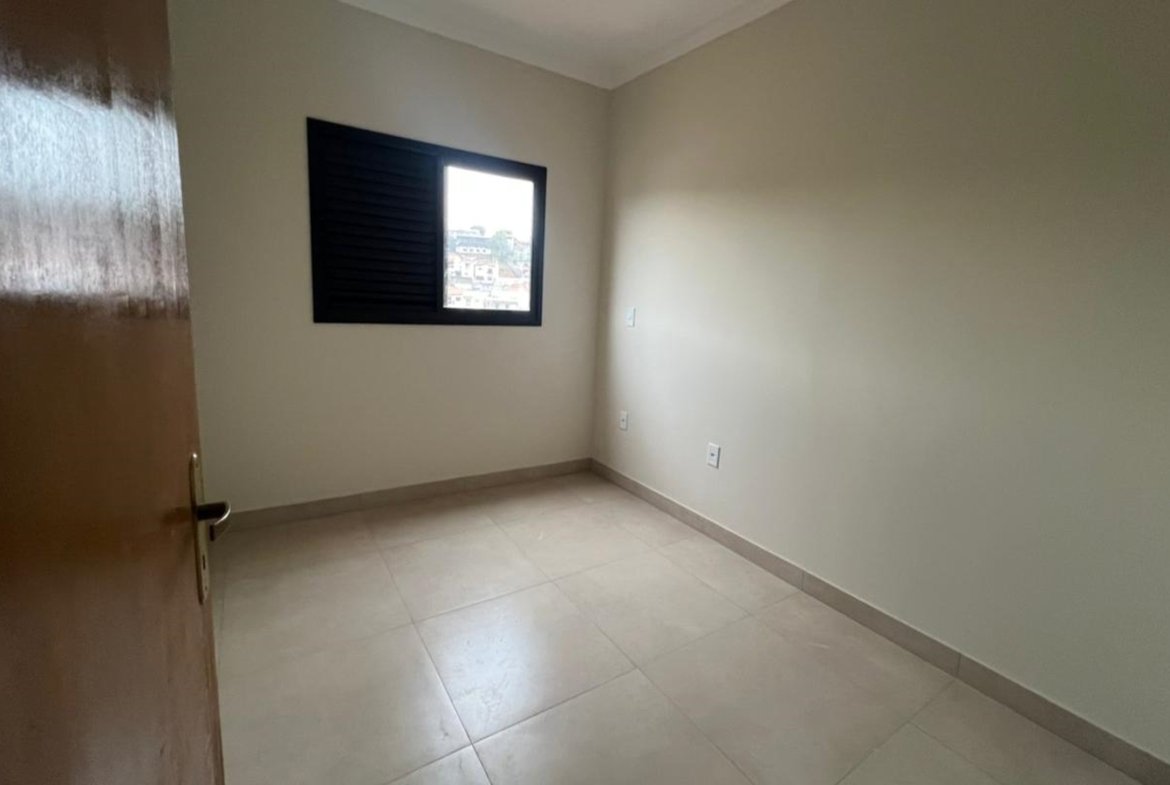 Apartamento Espaçoso à Venda em CambuíMG – 87m² cod2492 (1)