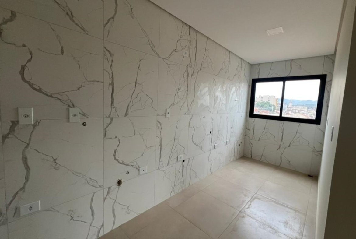 Apartamento Espaçoso à Venda em CambuíMG – 87m² cod2492 (9)
