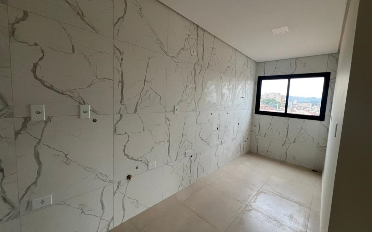 Apartamento Espaçoso à Venda em CambuíMG – 87m² cod2492 (9) Apartamento Espaçoso à Venda em CambuíMG – 87m² cod2492 (9)