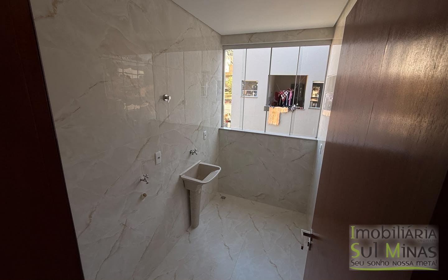 Apartamento Novo Localizado no Centro À Venda em Cambuí MG cod2460 (11)