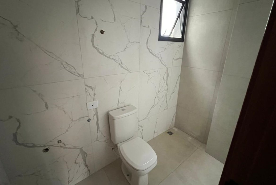 Apartamento à Venda em CambuíMG 2 Quartos 64m² cod2496 (2)