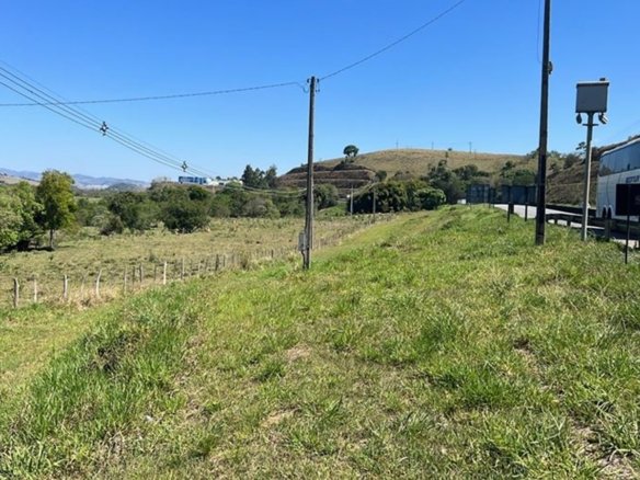 Área Industrial No sul de Minas com 24.200 m² as Margens da Rodovia Cod. 1795 (1)