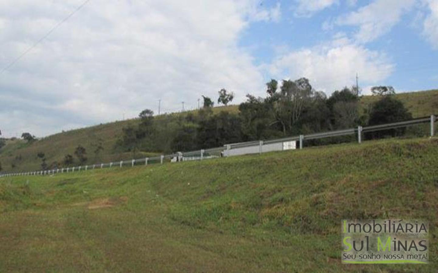 Área Industrial Plana com 30.000m² Cod 391 (3)