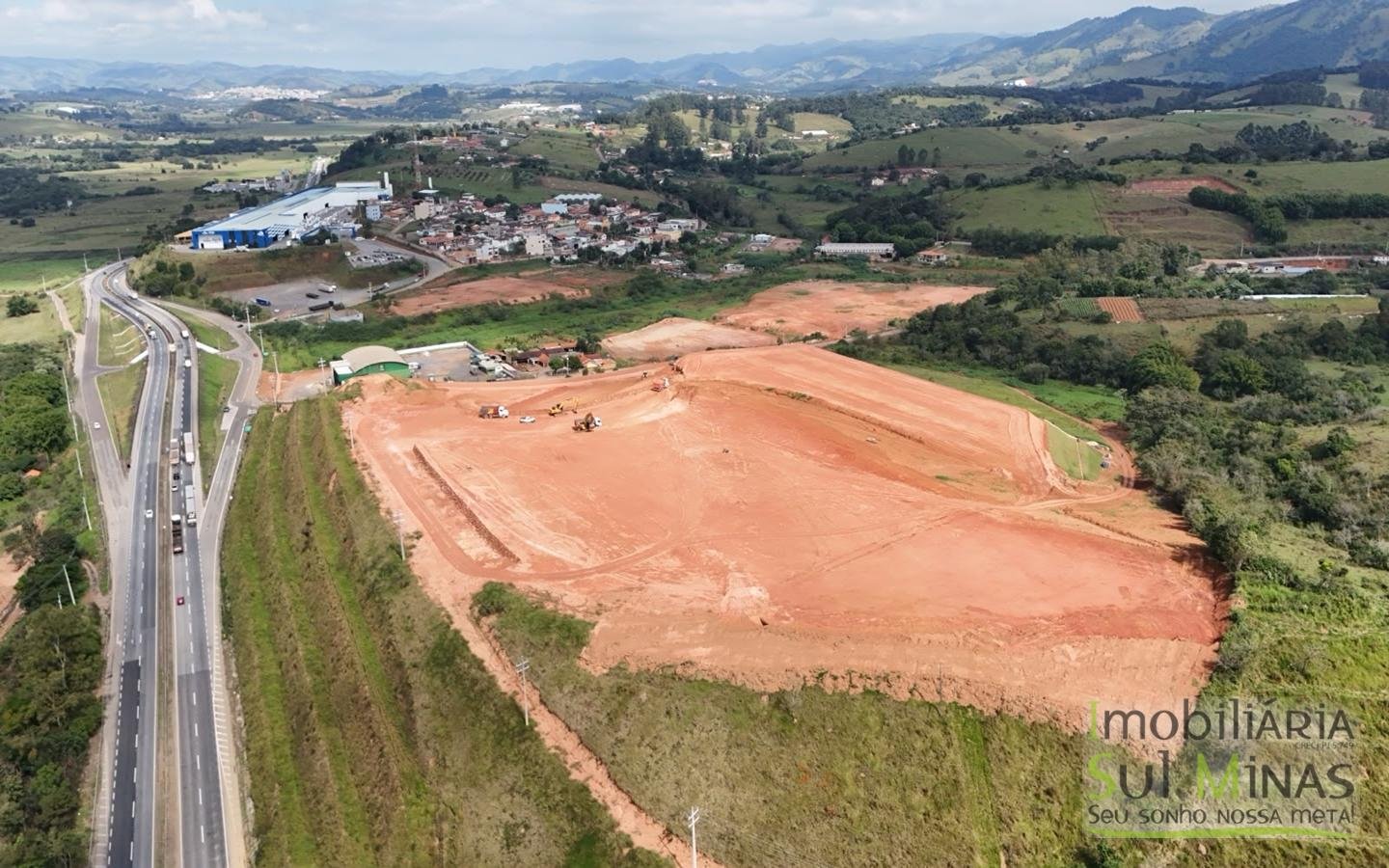 Área Industrial à Venda no Sul de Minas – 62.000 m² de Platô Pronto na rotatória (6)